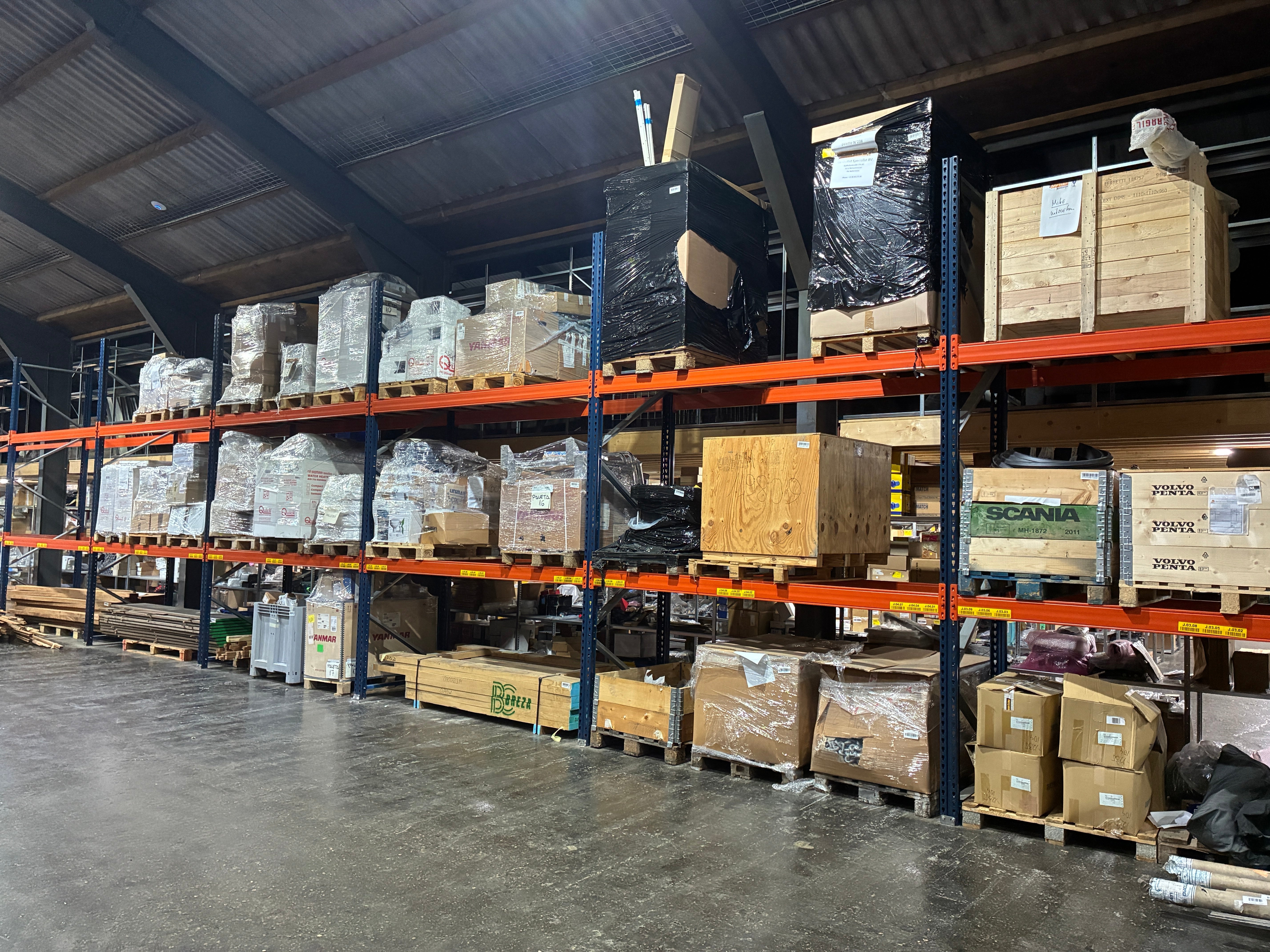 Nieuwe items bij Outlet Specialist: Airco's, Yanmar motoren, Harken lieren en meer
