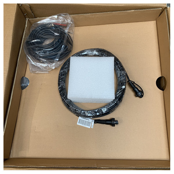 ガーミンGMRファントム18 18インチデジタルマリンレーダー - 010-01706-00