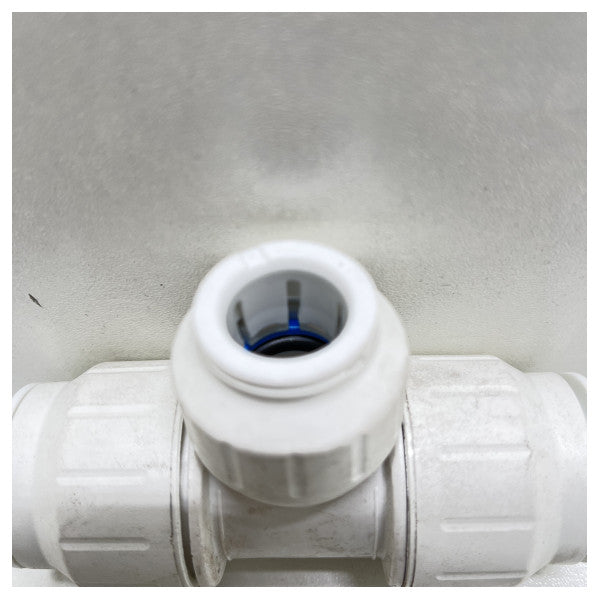 موصِّل أنابيب HEP2O المتين من النوع البحري على شكل حرف T لأنظمة السباكة المانعة لتسرب الماء 22 × 15 × 22 مم