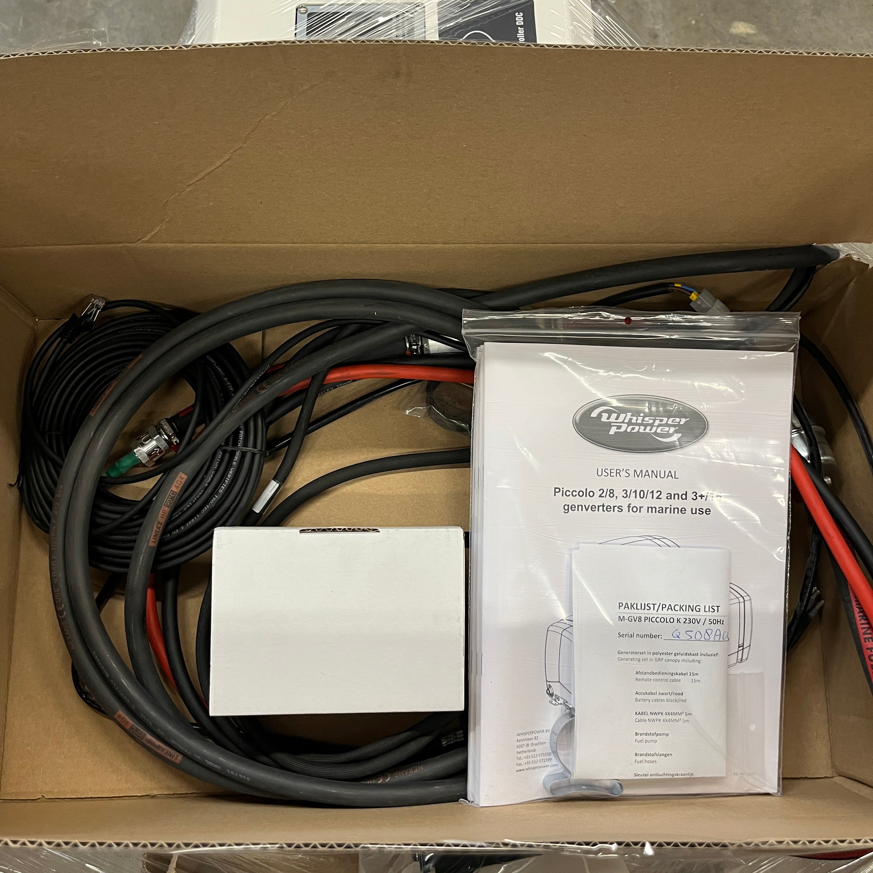 Whisper Power ピッコロ 8 8 kVA 舶用ディーゼル発電機 230V - 49005005