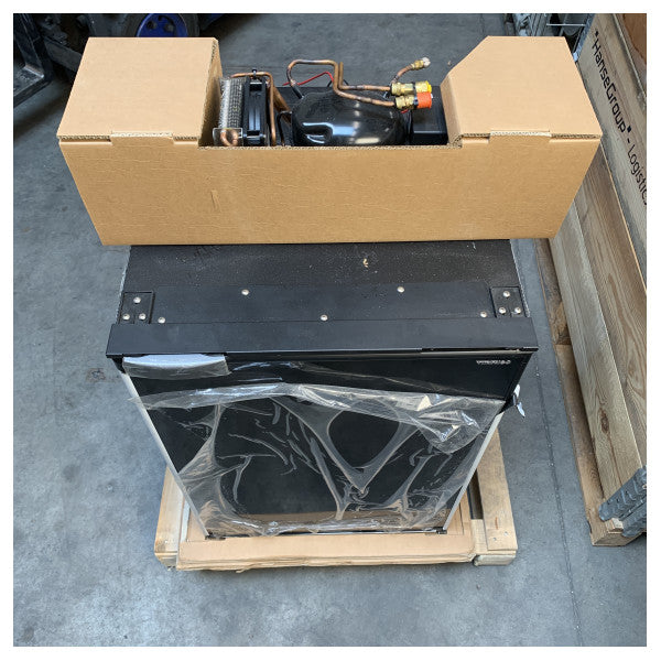 Vitrifrigo C130 130L frigorífico com compressor 12/24V preto