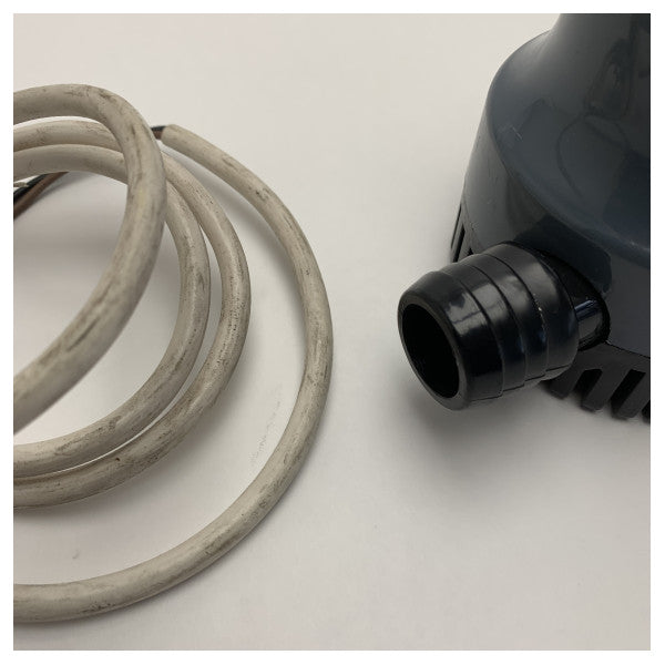 Vetus 1000GPH のビルジ ポンプ 3000L/hour 12V - BLP121000