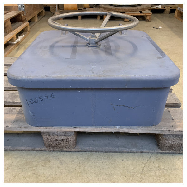 Надміцна сталева кришка морського люка 600x600 мм з атмосферостійким ущільнювачем і легким ручним механізмом