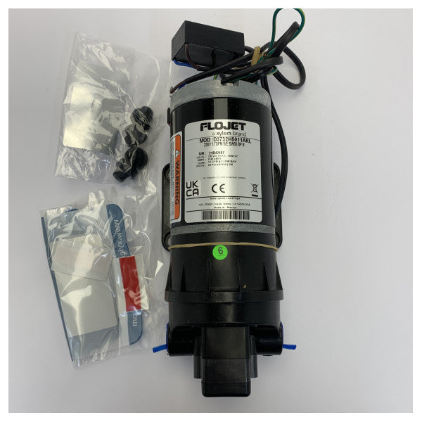 مضخة مياه عذبة Flojet MPU 230V E/S 2C SW60 بسعة 6.1 لتر/دقيقة وضغط 60 Psi - D3732H5011ARL