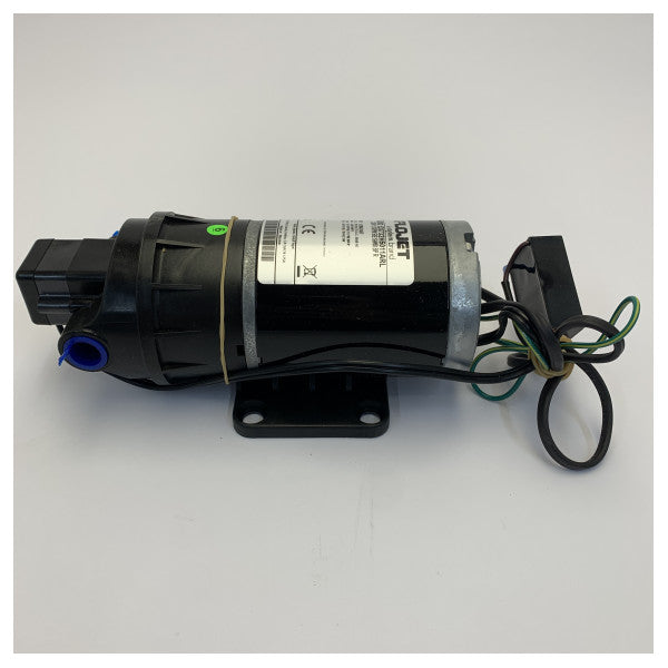 مضخة مياه عذبة Flojet MPU 230V E/S 2C SW60 بسعة 6.1 لتر/دقيقة وضغط 60 Psi - D3732H5011ARL