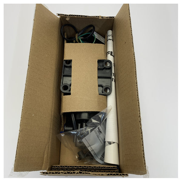 مضخة مياه عذبة Flojet MPU 230V E/S 2C SW60 بسعة 6.1 لتر/دقيقة وضغط 60 Psi - D3732H5011ARL