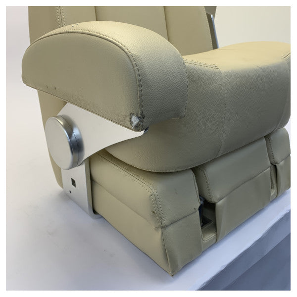 Vetus SEAMAN Cadeira de Governo com Assento Rebatível, Skai Marfim Claro - CHSEAMC