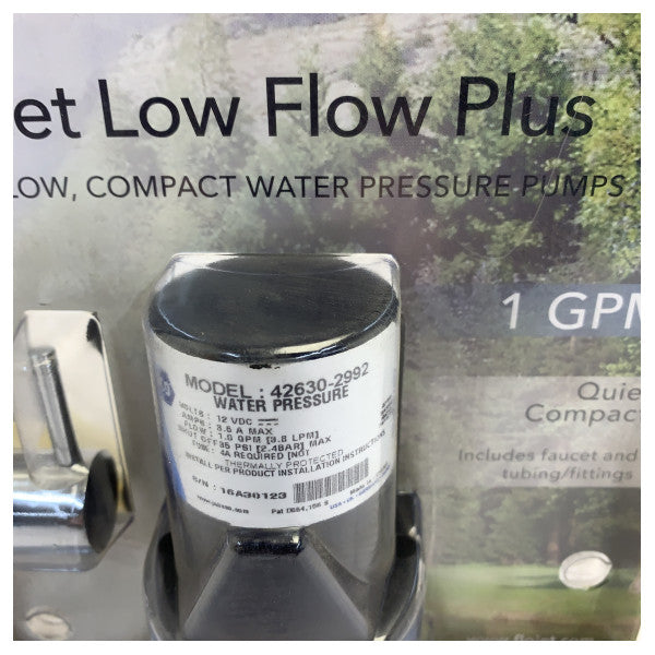 Flojet PAR-Max 1 Plus - 42630-3992 - Kit de bomba de presión de agua marina de 12 V con grifo