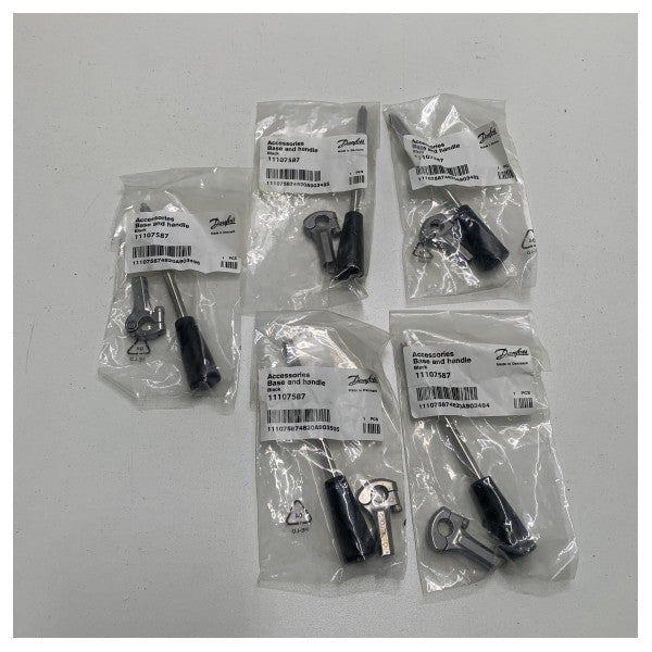 Danfoss hydraulinen sähköinen PVE32 toimilaite 24V - 11166743