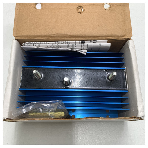 Mastervolt Multi 1202 ізолятор акумулятора 12/24В - 1202MT