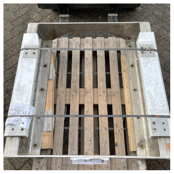 Seakeeper NG9 Frame Stainless Steel - Saddle Kit - 90258