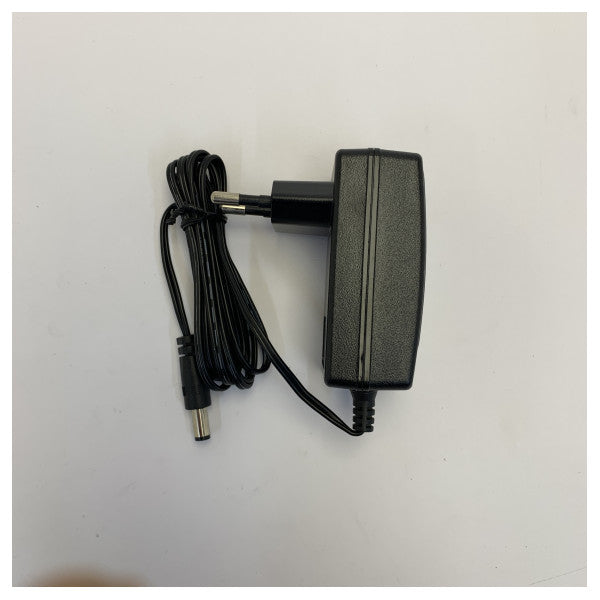 Switch Box RCH20-TR20 Adattatur tal-Enerġija AC - 220VAC Euro Plug għal Elettronika Marittima