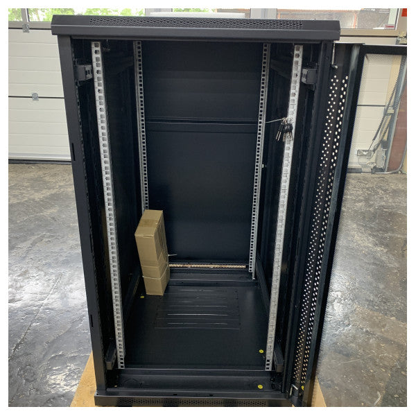 Q-Rack EMS68-22BK 22U 19 ιντσών Δαπέδου Rack Server - 600x800mm IT Cabinet