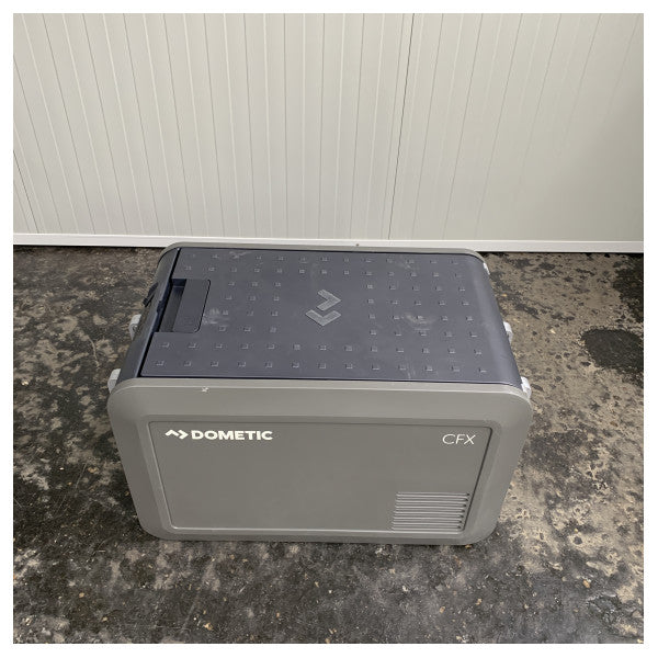 Dometic CFX5 35 35L 冷却ボックス コンプレッサー冷却式 12/24/230V - 97000050760