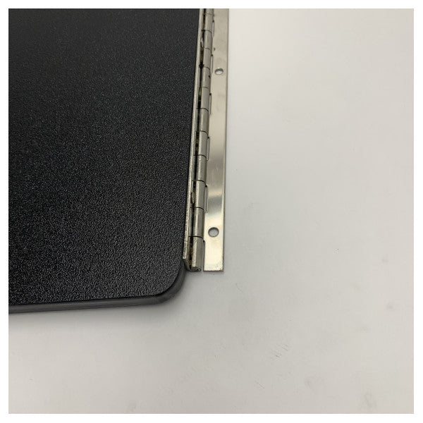 ウッターニ T70 ポートサイドダッシュボードストレージリッド アンスラサイト