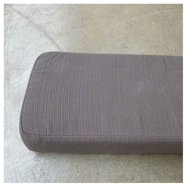 Quicksilver 805 ja Uttern D77 takatilan patjan täytepehmuste - 2148711