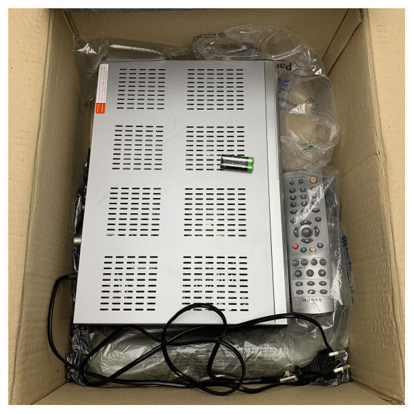 Humax CI 8110PX/IT Récepteur satellite avec télécommande pour la télévision numérique par satellite HD