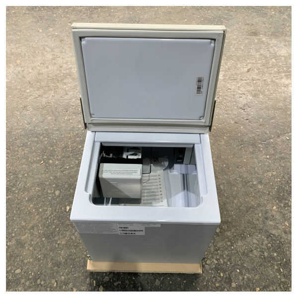 Isotherm BI29 brodski ledomat - bijela vrata - 115 V/60 Hz AC - IMWHITEBI29