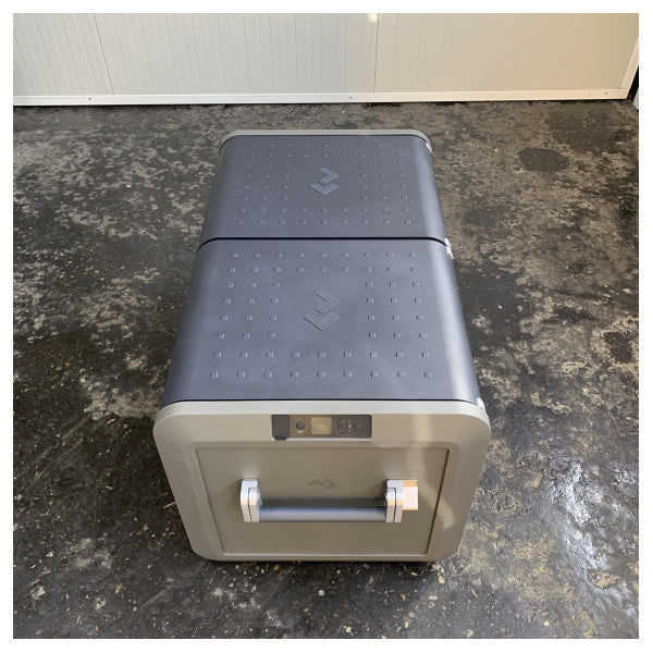 Dometic Réfrigérateur-congélateur à compresseur portable double zone CFX5 75DZ - 75 L