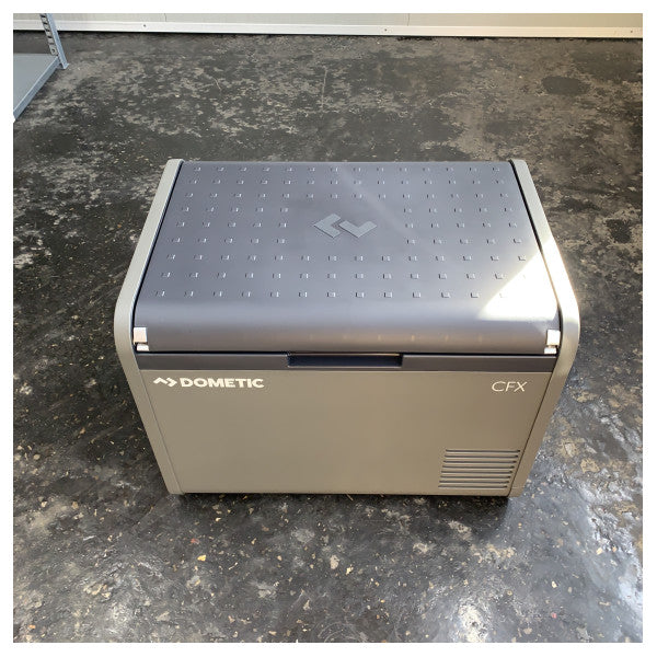 Dometic CFX5 55IM Frigorífico e congelador portátil com máquina de gelo - 55L