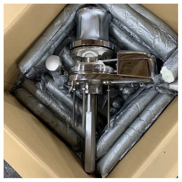 Lofrans Project X4 guindeau 2700W 24V RH 14 mm avec cabestan