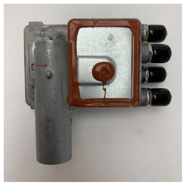 إنتيليان كواد VSAT LNB S2-0802