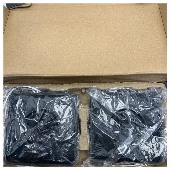 フュージョン6.5インチシャローマウントスピーカーブラック100W - 010-02263-11