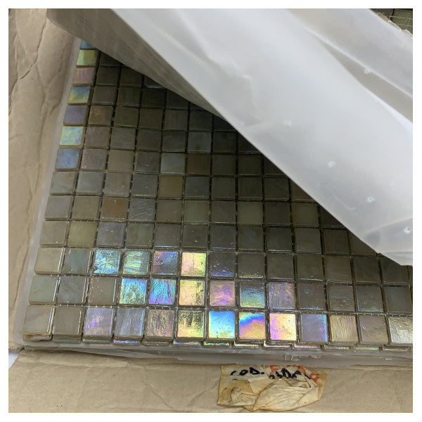 High-Quality Iridescent Glass Mosaic Tiles for Marine Walls and Floors – Waterproof, Corrosion-Resistant, Easy Installation
