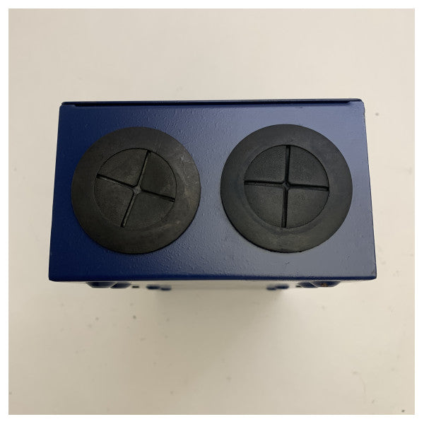 Слънчев зарядно устройство Vetus Solar 45A 12V-48V за морски приложения - SL45