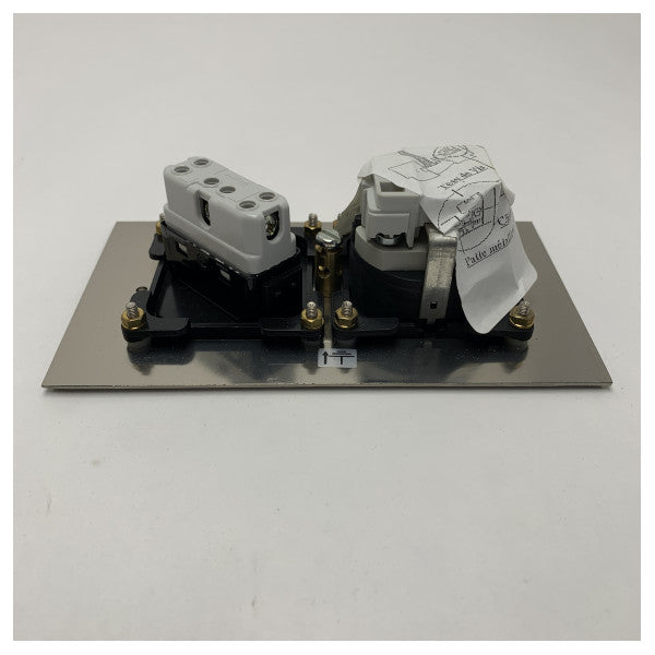 Meljac Marine rustfri stålplade med to stikkontakter - vandtætte bipolare og schuko-udtag til både