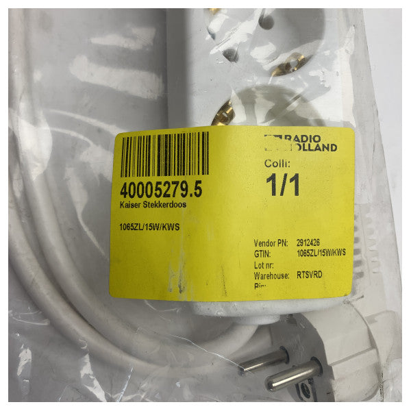 Luotettava 3-suuntainen virtapistoke maadoitetulla pistokkeella - 15W - Raskaan käyttöön tarkoitettu meripistoke