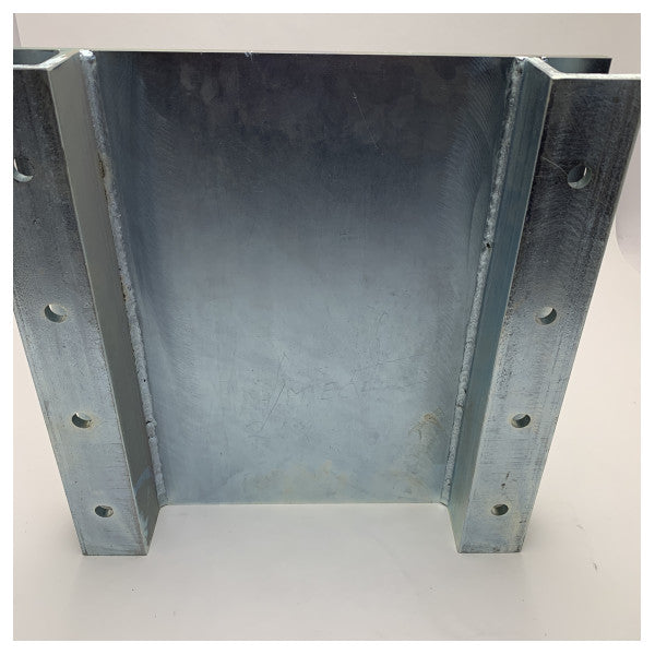 Furuno Basplatta Universell S-band radarplatta för FAR-2835S - 27MA10300