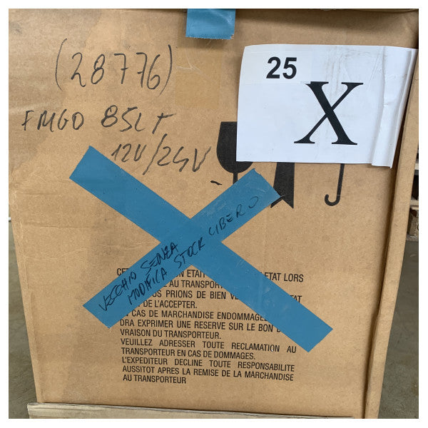 Компресорен хладилник Isotherm Cruise 85 85L 12/24V - CR085NV31A