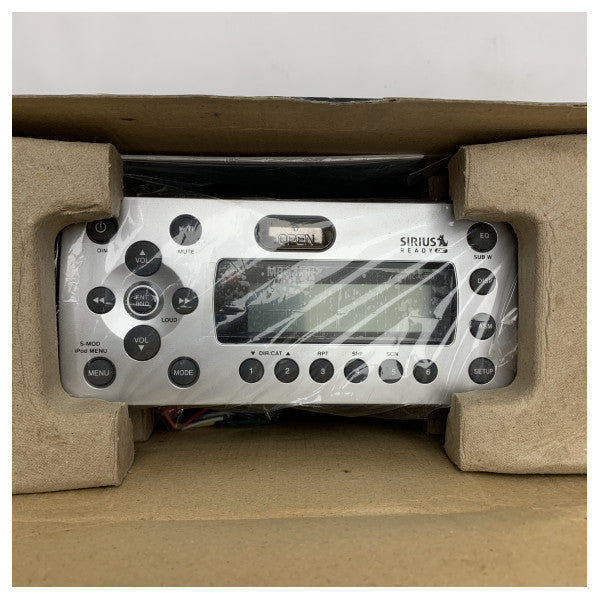 Récepteur CD Mini HiFi MB Quart WM1 étanche - Système audio de bateau haute puissance 4x50W avec USB, AM/FM, et prêt pour la radio satellite