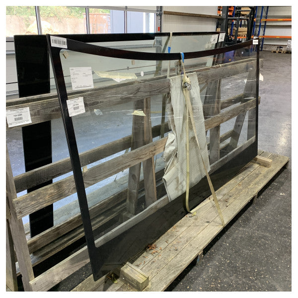 Pare-brise avant en verre noir d'origine pour Fjord 44 coupe - TBF0548