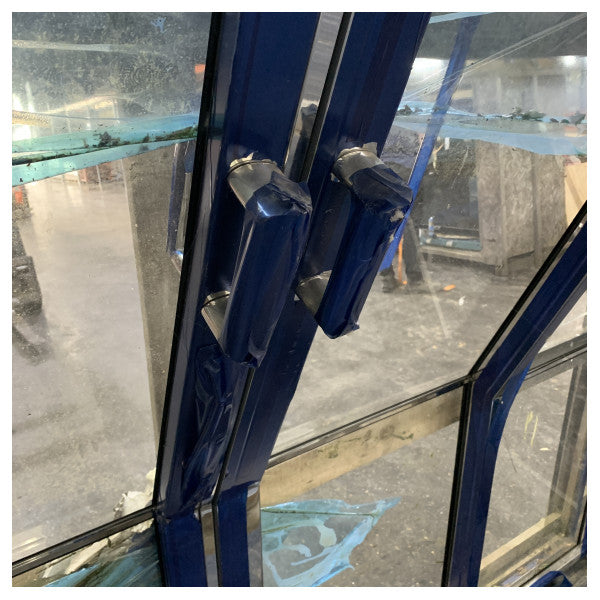 Πόρτα βεράντας από ανοξείδωτο χάλυβα Resnic Fjord με καμπύλη συρόμενη κατασκευή και γυαλί - TBF0559