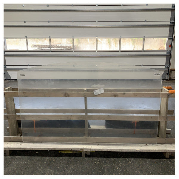 Pare-brise en plexiglas pour bateau Fjord 40 Open 2130 x 1280 x 10 mm - TBF2003