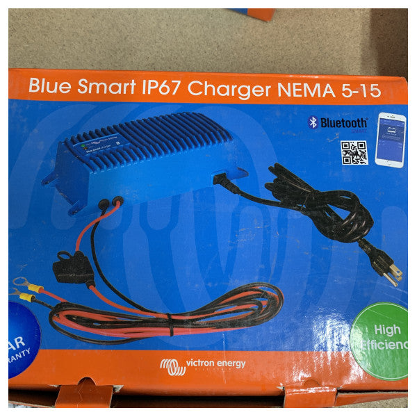 Chargeur de batterie Victron BlueSmart IP67 12VDC - 13AMP - BPC121315106