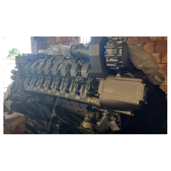 新しい2022年MTUシリーズ4000 16V4000M90デュアルエンジンキットとカメワJET推進