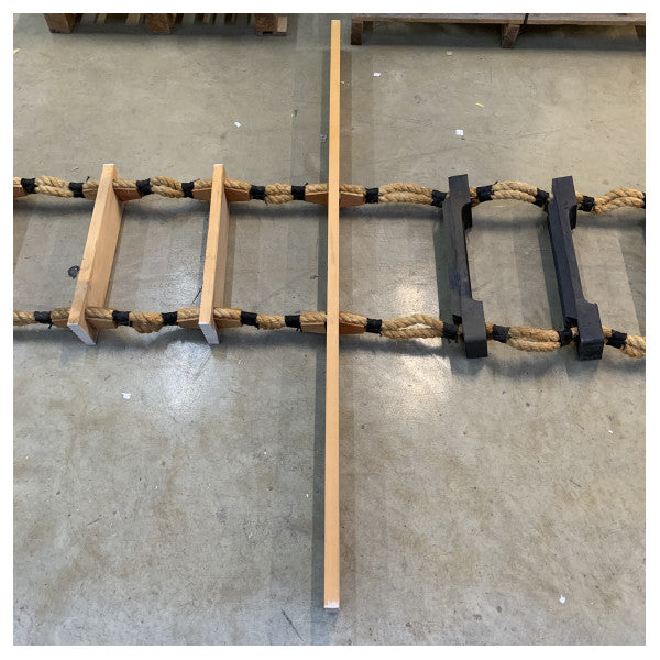 Biscaya Pilot Ladder - 船やボートのための滑り止め木製ラングを備えた耐久性のあるマリンアクセスラダー