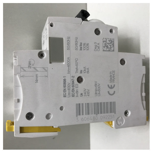 Schneider Electric Disjuntor miniatura de 2 pólos 16A para proteção eléctrica marítima