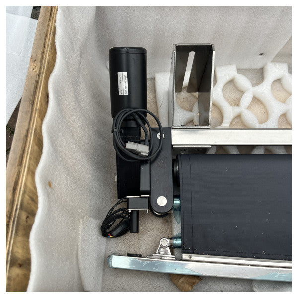 Stainless Steel Retractable Awning with Poles 3600 x 2700 mm Black 24V