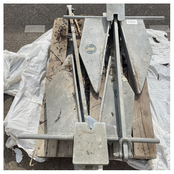 Ancre Danforth galvanisée Sanguineti 80 KG