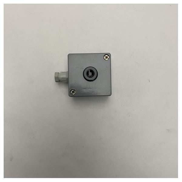 Кнопковий вимикач Radio Zeeland Marine RZ706 для приміщень RZ706