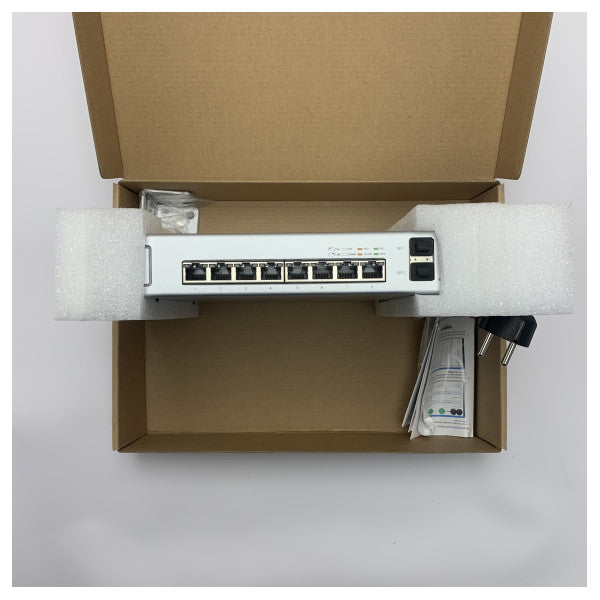 Ubiquiti UniFi US-8-150W 8-porttinen hallittu PoE+-kytkin 150W