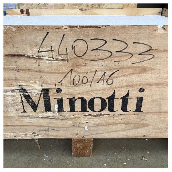 Minotti Bangle coffee table round 110 cm brons