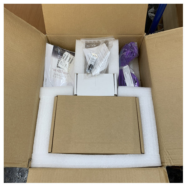 Raymarine Magnum 4kW radar pedestal med VCM100 - E70484