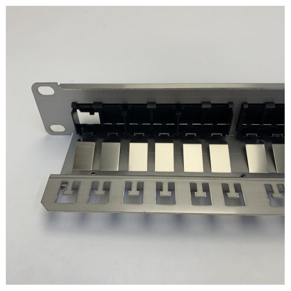 Nexans N52M.664 LANmark Maritime i Przemysłowe Stałe Panelem Krosowym 24 porty