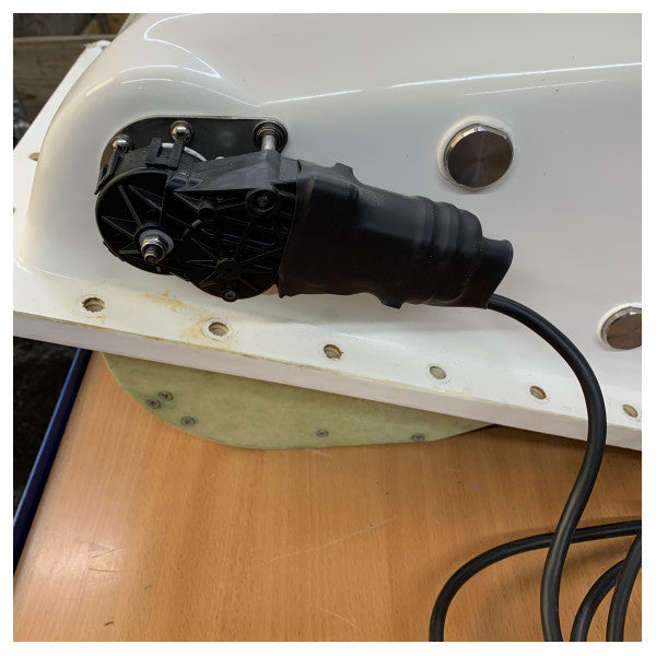 Max Power Compact Retract 85 KGF baugthruster 24V uttrekkbar - 317822