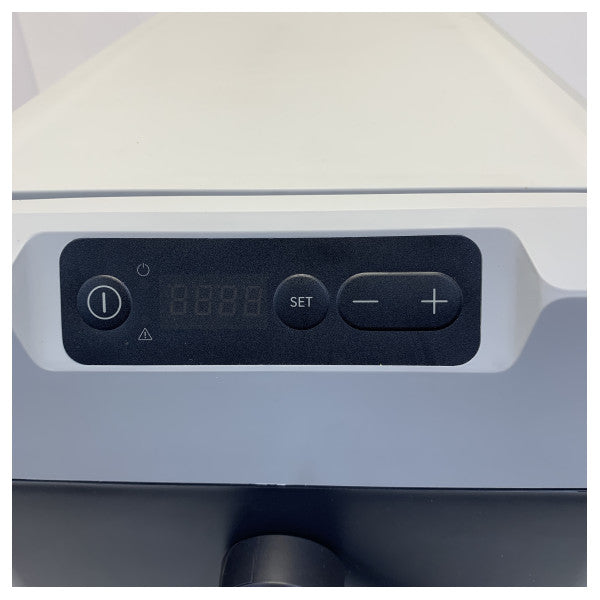 Dometic صندوق تبريد ضاغط CFF-18 سعة 19 لتر 12/24/230 فولت رمادي - 97000133105